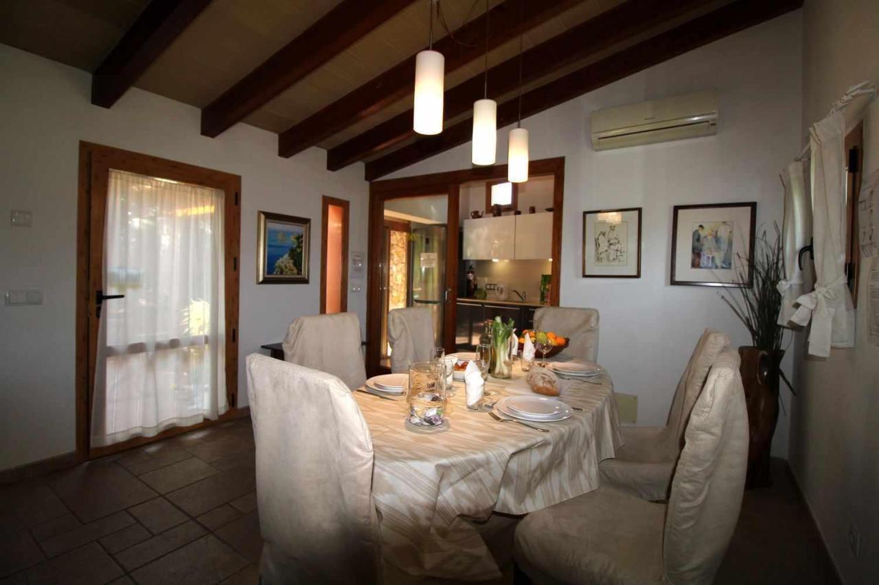 Ferienhaus Gato Den Vives Casa 4 Con Piscina